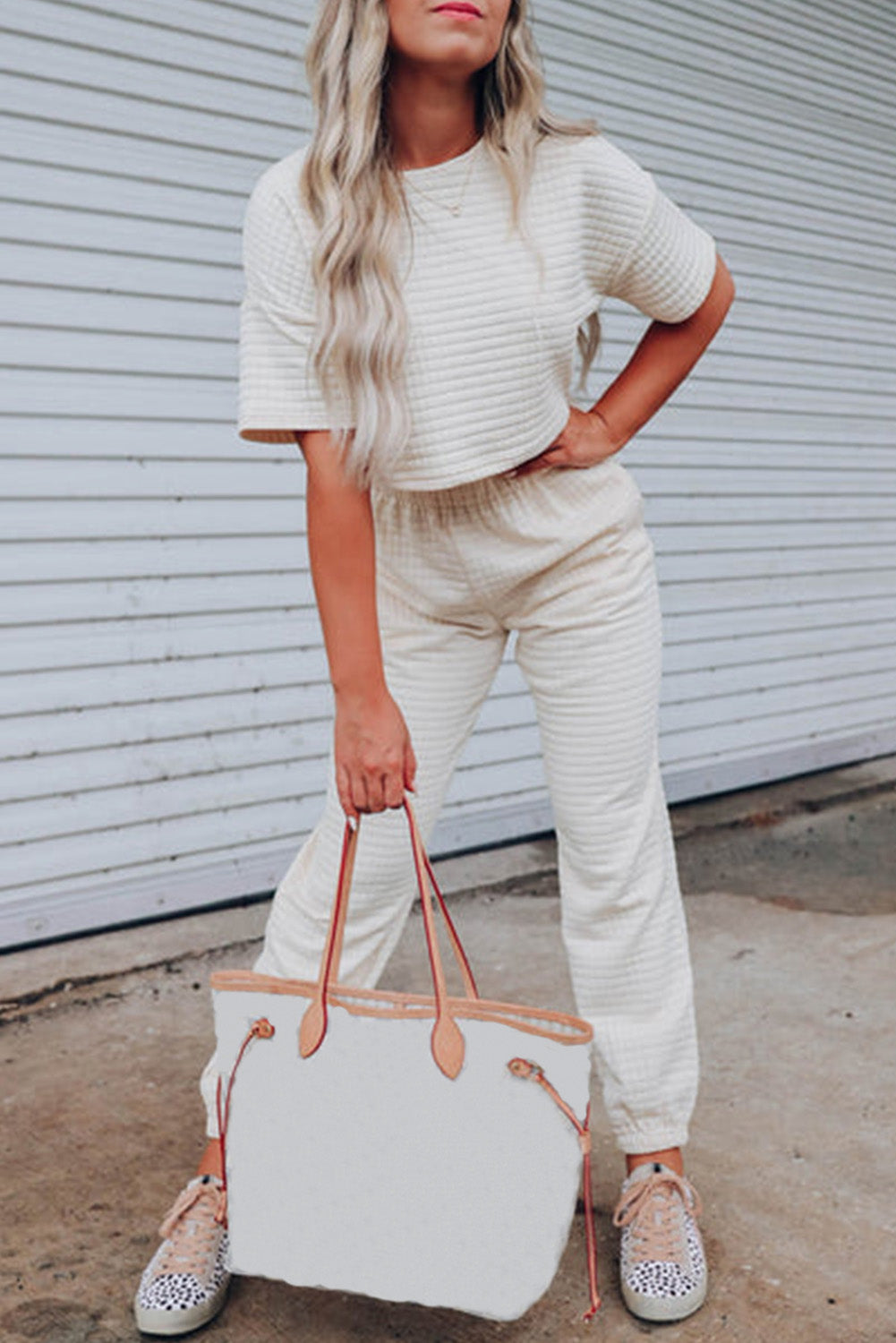 White Lattice Textured Cropped Tee and Jogger Pants Set