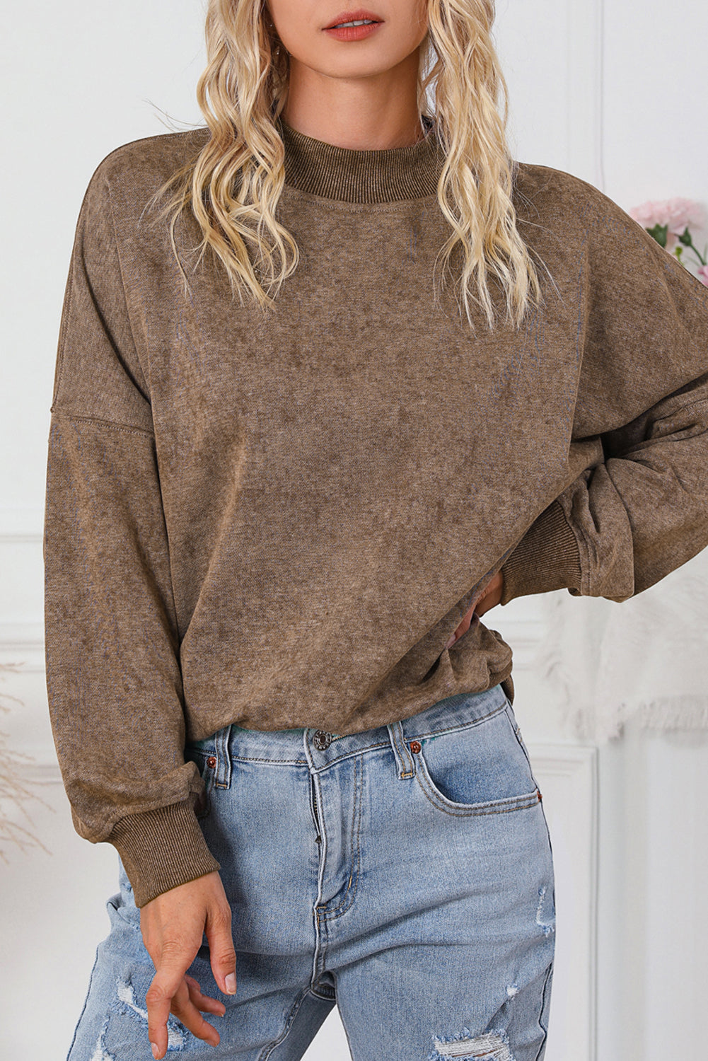 Cali Chic Women Brown Drop Shoulder Crew Neck Pullover Sweatshirt