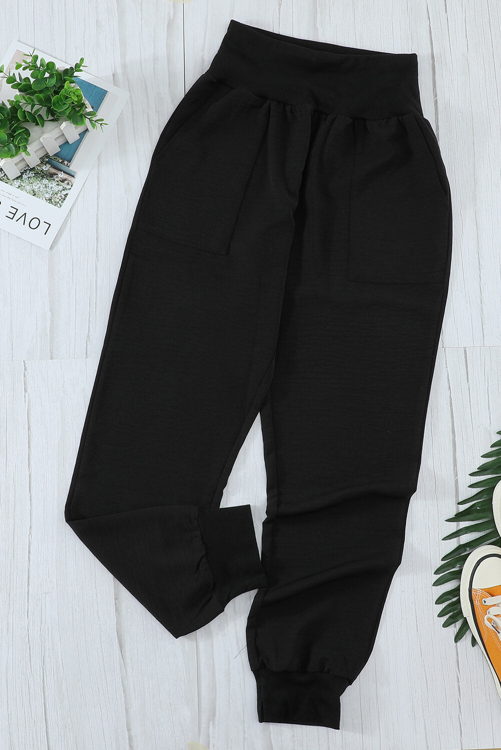 Cali Chic Black Pocketed Casual Joggers